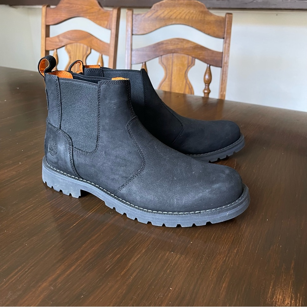 NWOT Timberland Faux Suede Redwood Chelsea Boot